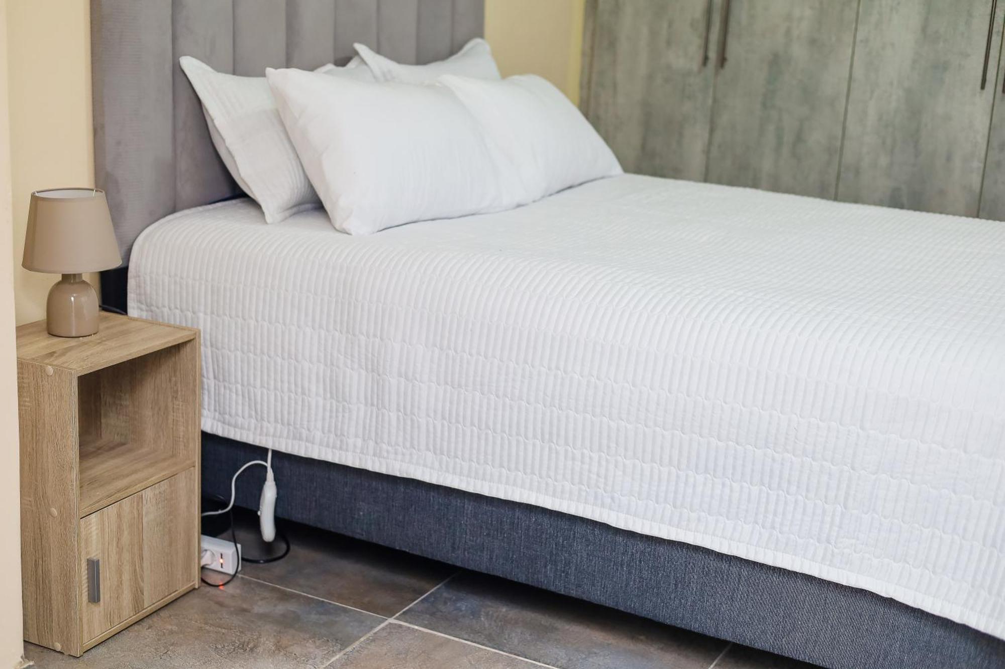 Stylish Self Catering Unit In Maseru Cbd 외부 사진